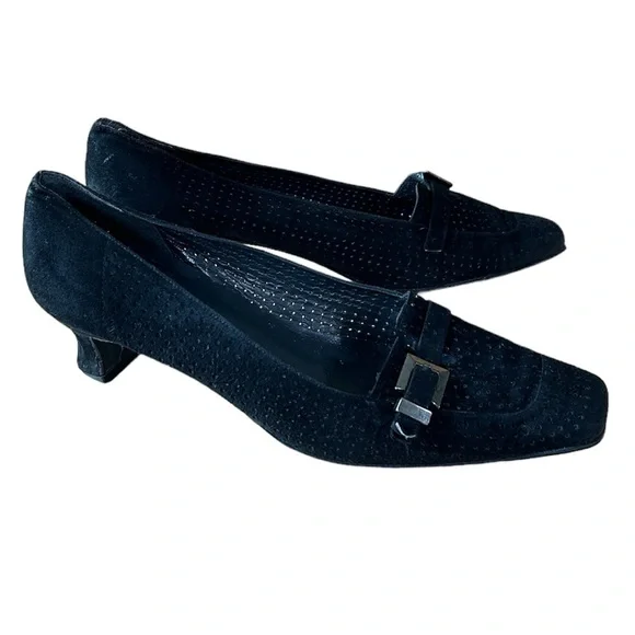 90s Stuart Weitzman Black Perforated Suede Kitten Heels, Size 7.5 Made in Spain - Picture 3 of 14